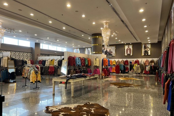 DUBAI STORE